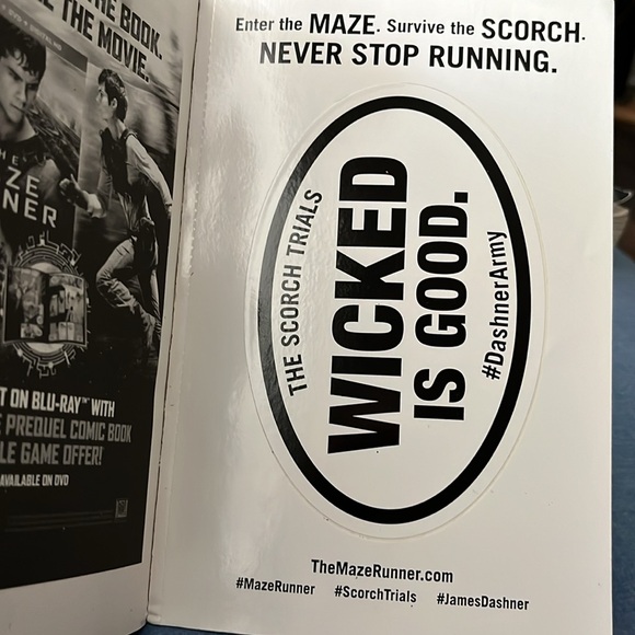 The Maze Runner & Scorch Trials Books 1&2 In The Series by James Dashner SC - Picture 5 of 16